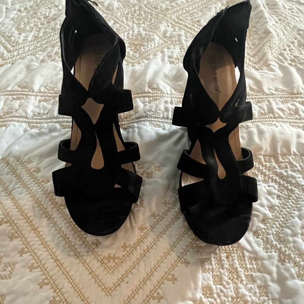 Black wedge sandals
